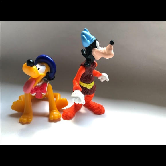 Disney Epcot McDonald’s Viking Goofy/ French Pluto - Picture 8 of 9
